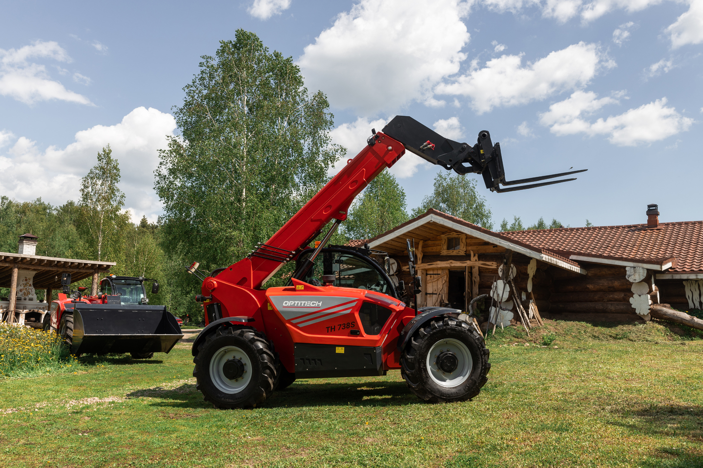 Погрузчик OPTITECH TH 738S, 140 л.с.